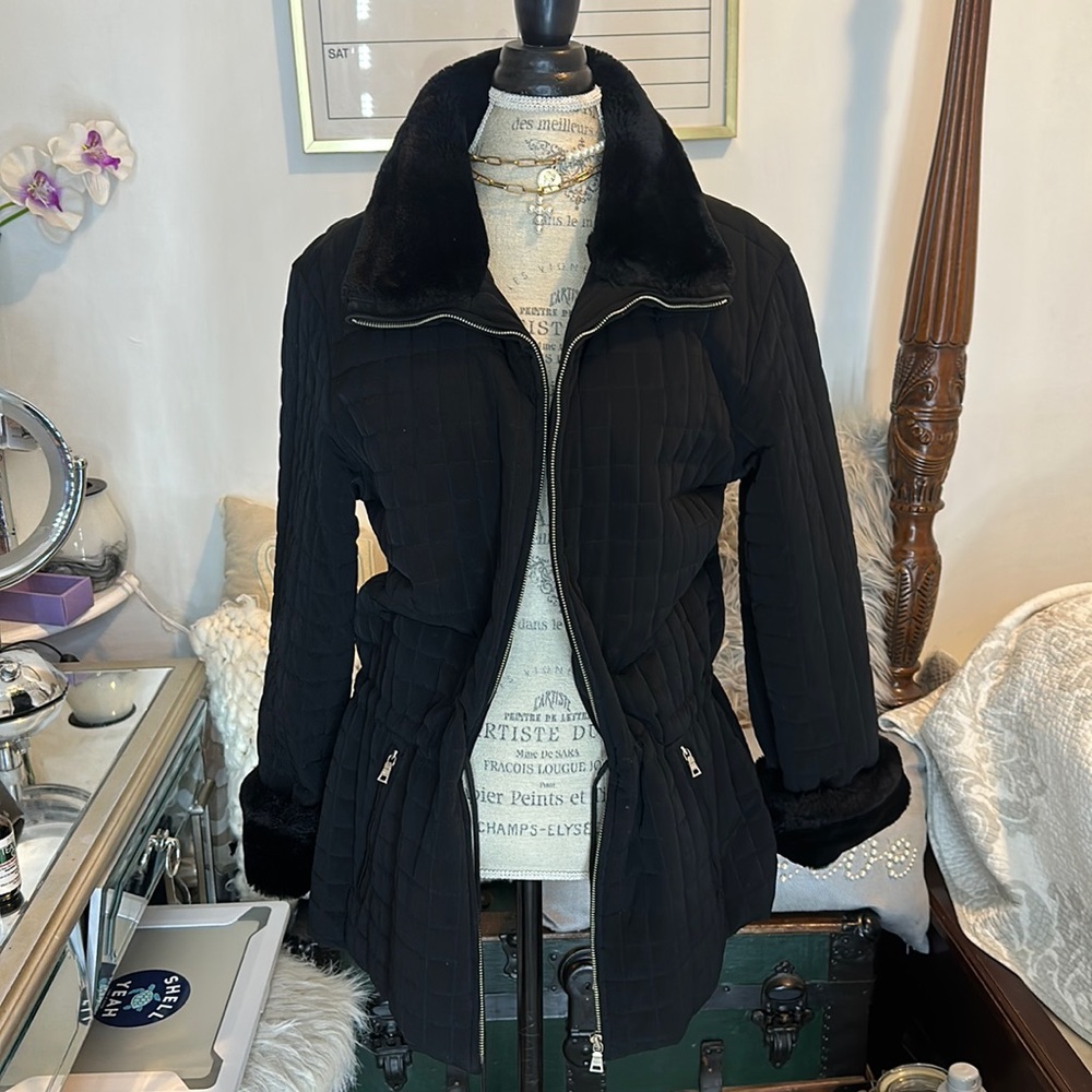 ANDREW MARC
Bomber Jacket